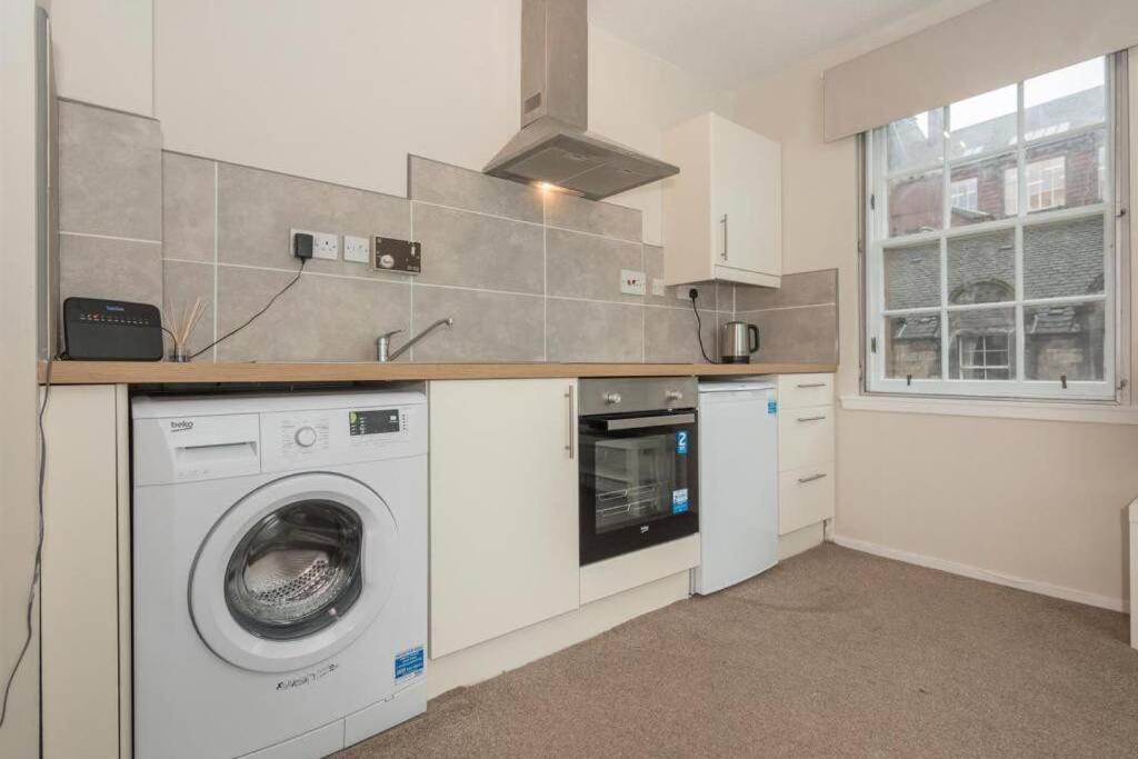 One Bedroom Websters Land Flat - Grassmarket Edinburgh Buitenkant foto