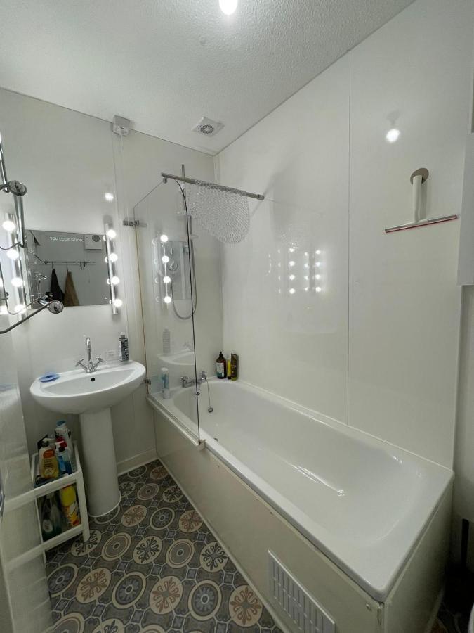 One Bedroom Websters Land Flat - Grassmarket Edinburgh Buitenkant foto